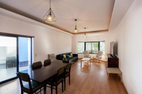 FLH Caparica Town House with Pool
